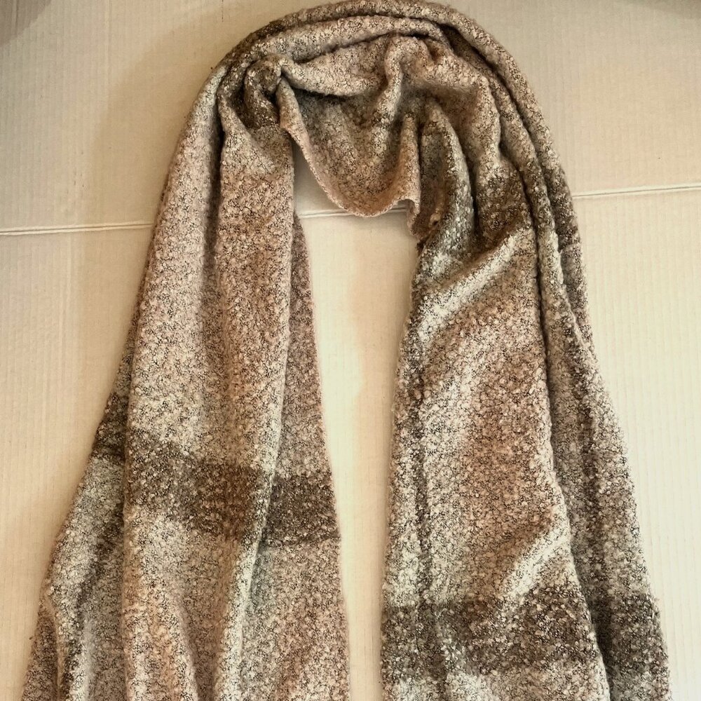 Echo textured plaid pastel colors fringe 70'-inch-long scarf